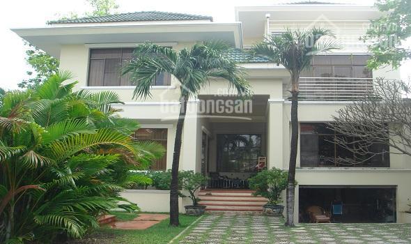 Bán nhà đường Lam Sơn, Phường 6, BT. DT 8x20m villa 3 lầu cực đẹp có gara để xe 7 chỗ giá 22 tỷ. 0947.91.61.16