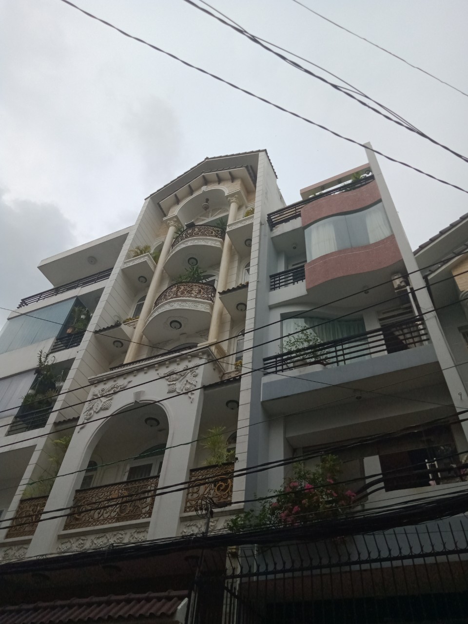 Bán nhà mặt tiền đường Lê Quang Định, phường 14, Bình Thạnh, 4x20, giá 18.5 tỷ TL.