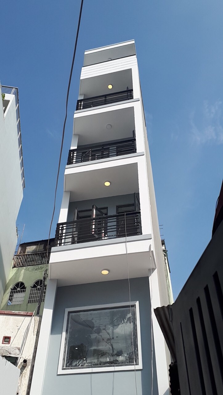 Mặt tiền 7m Bình Thạnh chỉ 8ty, Nhà mới xây sổ 2019, có thang máy