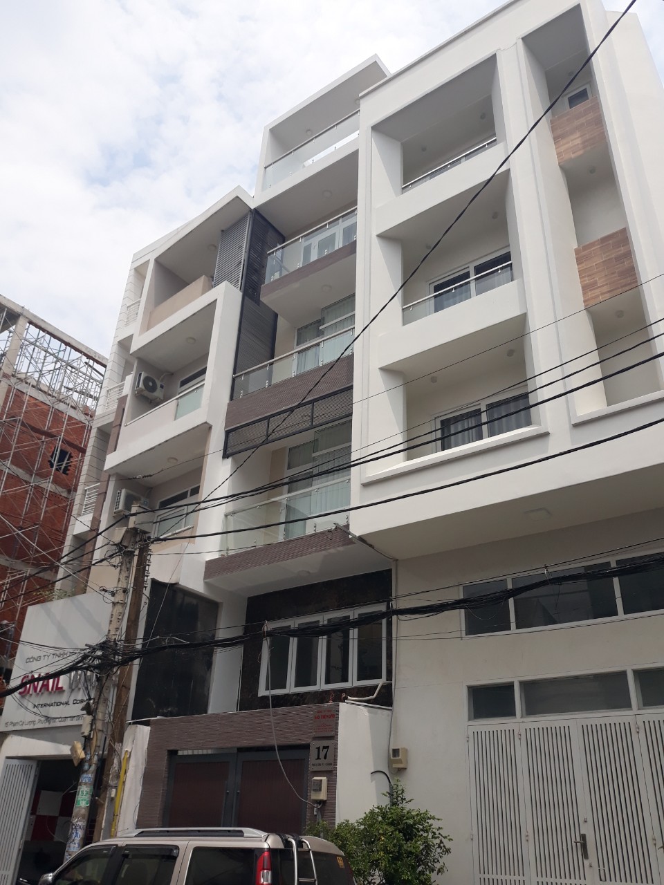 Định cư bán nhà 3 tầng Lê Quang Định, P1, hẻm xe hơi 5m, 6.3Ty 0909 174 916