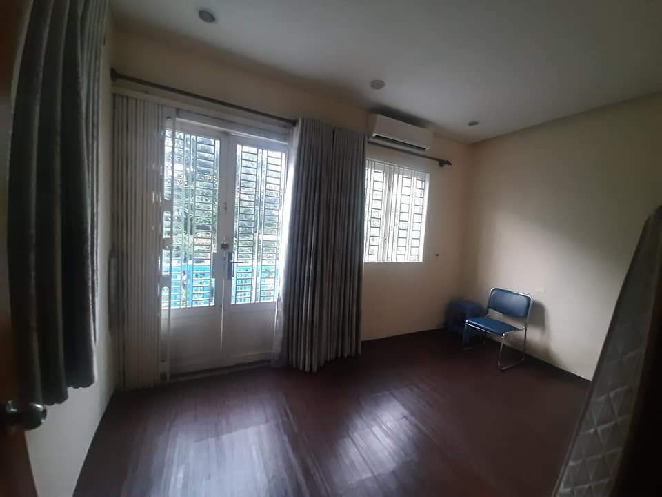 Bán nhanh căn nhà riêng hẻm 19 Trần Bình Trọng, HXH 4 Chỗ Giá 6 Tỷ