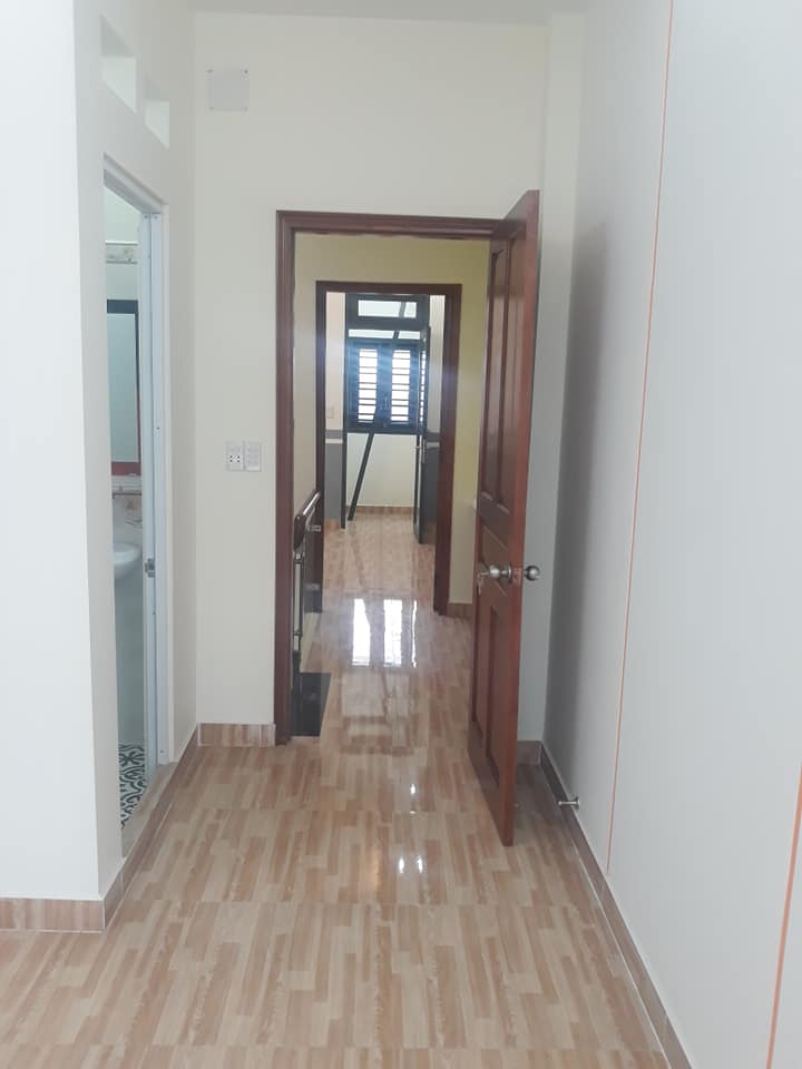 Bán Nhà Hẻm 38 Nguyễn Văn Trỗi 3 Tầng Mới Ở Ngay Giá 5,2 Tỷ