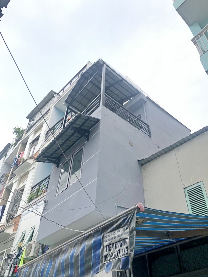 Bán nhà 2 lầu hẻm chính 98 đường Bùi Văn Ba P. Tân Thuận Đông Quận 7.