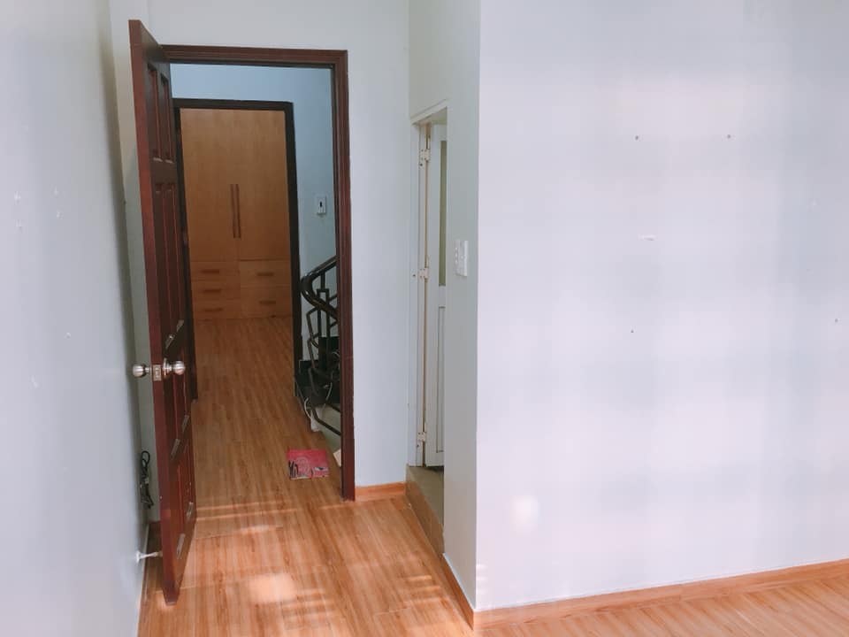 Bán Nhà Cao Thắng Cạnh Nhà Hát Hòa Bình, 4 Tầng Hẻm 4m, Giá 6,5 tỷ