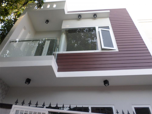 Mặt tiền Nguyễn Chí Thanh, Q11 góc Nguyễn Thị Nhỏ, 3 Tháng 2, gần Chợ Lớn (4.2x22m) 4 lầu