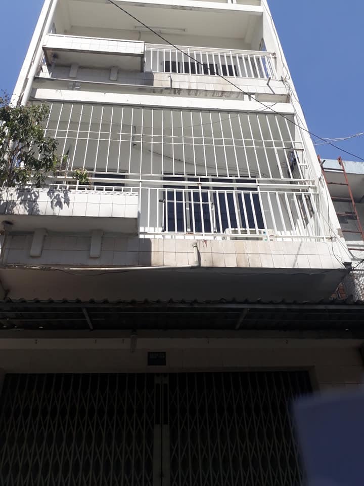 Bán nhà đường Calmette, P. Nguyễn Thái Bình, Quận 1. DT: 4mx12m. trệt 2 lầu , giá 11 tỷ 3 (TL)