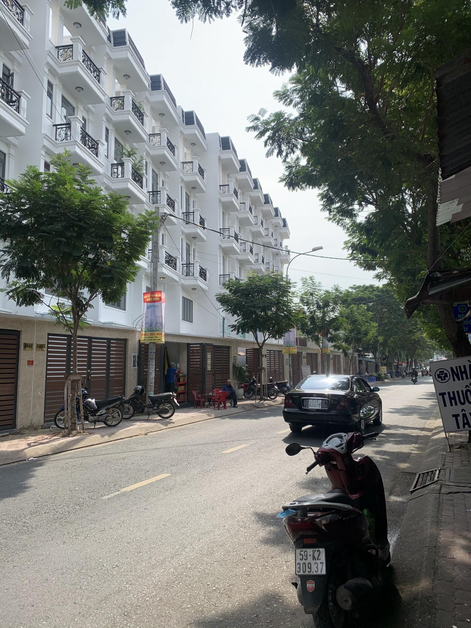 Nhà mới xây quận 12 giá rẻ nhất khu. liền kề Ngã tư ga Hà Huy Giáp.