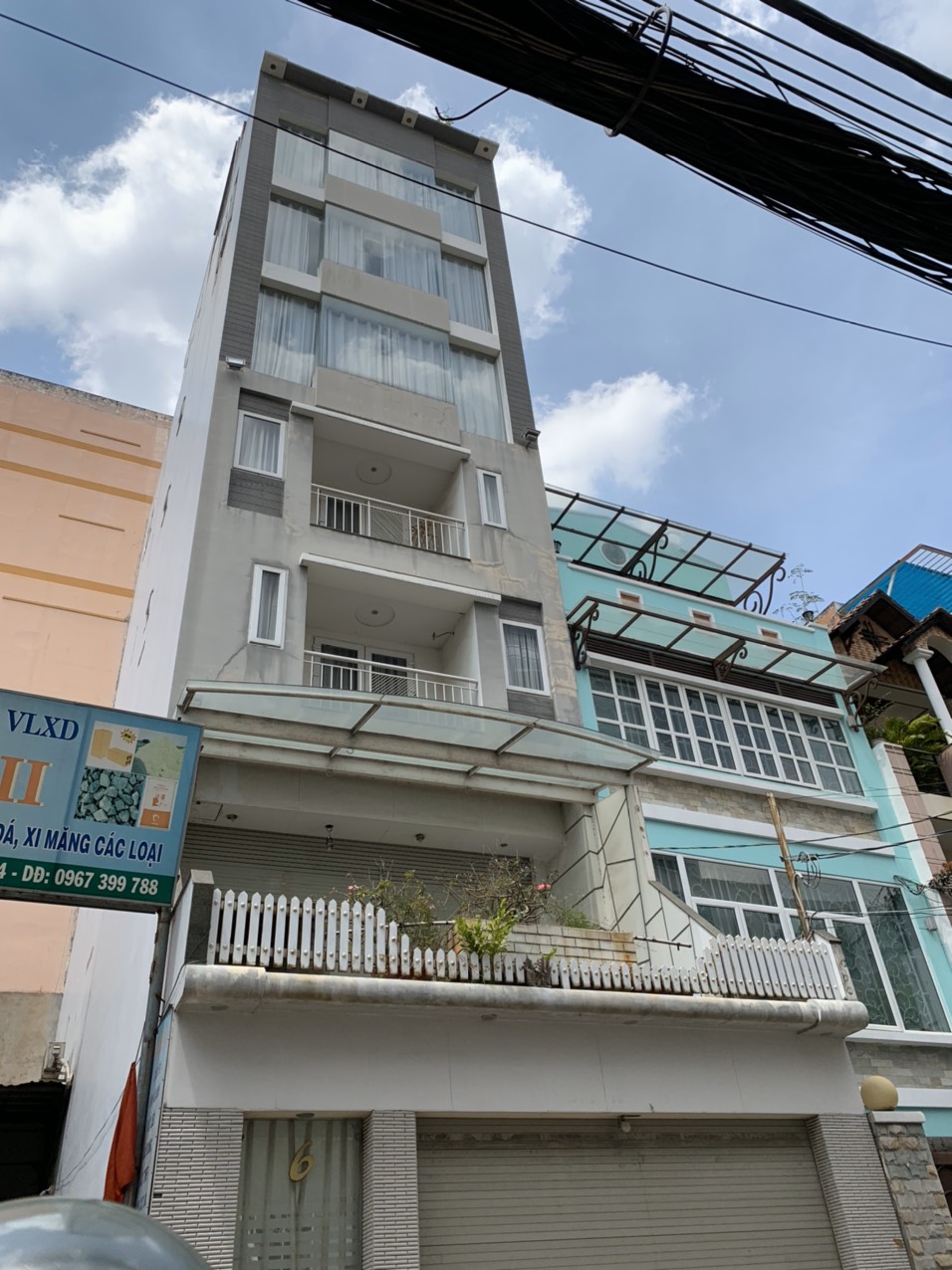 Bán nhà mặt tiền gần đường Nguyễn Đình Chiểu Q.3.DT:4.1M x 40M.1T +5L.Giá:51 tỷ.