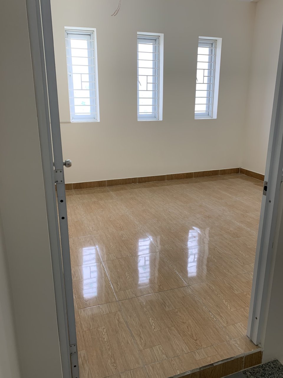 Bán nhà hẻm 7m Trần Bình Trọng Q5, DT 4,2 x 13m, 2 lầu giá 9,5 tỷ
