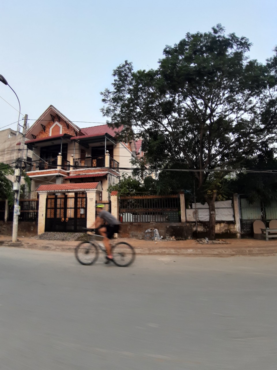 Bán nhà Nguyễn Duy Hiệu, Thảo Điền, q2 trệt 3 lầu chỉ việc ở hoặc cho thuê kinh doanh