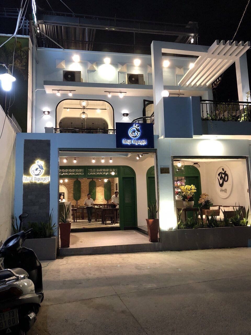 Siêu Phẩm . MT Nguyễn Trãi ,Q.5 Ngay Đoạn Sóng Nhạc , DT 4x18m, trệt 4 lầu , Giá Chỉ 36 tỷ