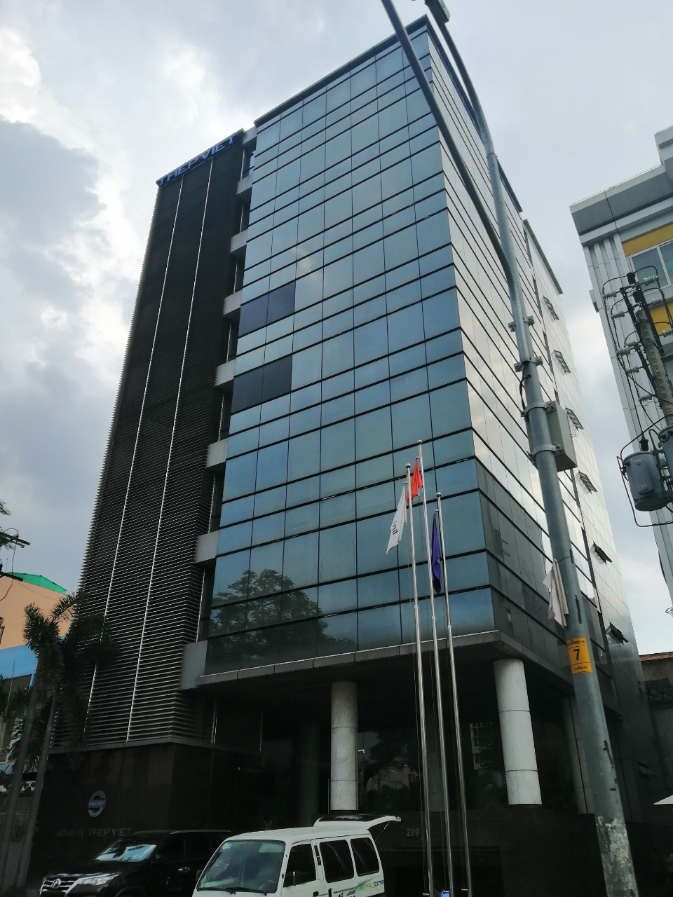Bán nhà khách sạn mặt tiền đường Ký Con P. Nguyễn Thái Bình Quận 1. Hầm 6 lầu thang máy giá 39.5 tỷ TL.