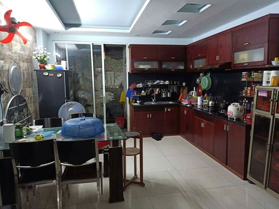 Bán Nhà Sát Sân Bay Tân Sơn Nhất, DTXD60m2, Nhà 1 Đời Chủ 