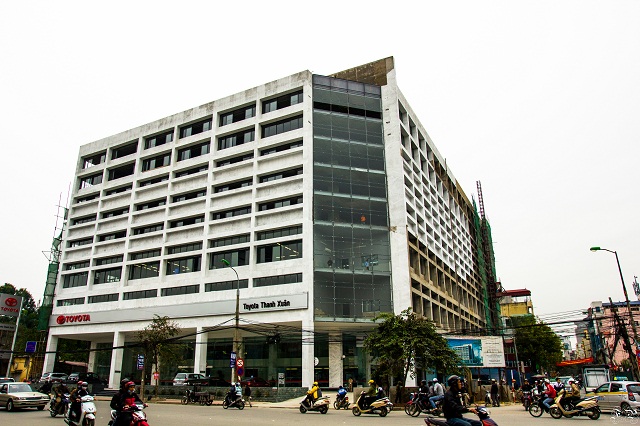 Bán gấp nhà mặt tiền đường Trường Chinh, P.12, Tân Bình, DT 8 x 30m, 2 tầng, giá chỉ: 45 tỷ TL