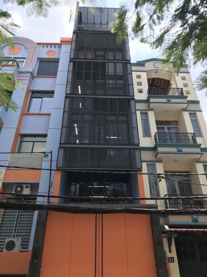 Cho Thuê Nhà Mt Số 112 Bùi Thị Xuân, Quận 1, Dt 4,5 X 20m. Kết Cấu: 1 Trệt, 4 Lầu