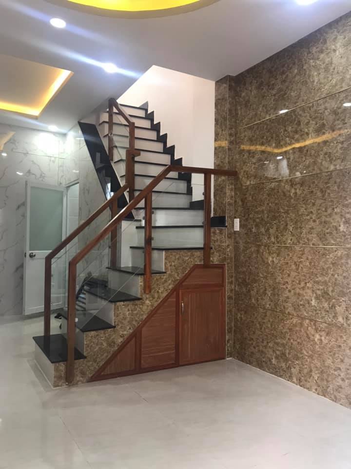 Nhà Đẹp Phan Đình Phùng,HXH 36m2 Giá 4,3 tỷ, Nở Hậu 