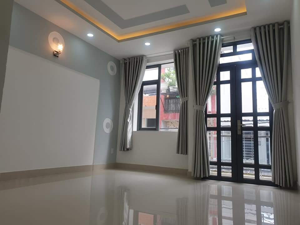 Bán Nhà MT Lê Văn Sỹ, 3,6 x 12, 5 Tầng Giá 10 Tỷ