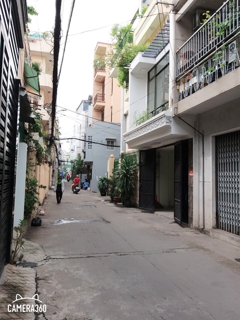 BÁN GẤP NHÀ MT LÊ HỒNG PHONG - HẺM HÔNG 3M: giá 28 tỷ : 0908525968