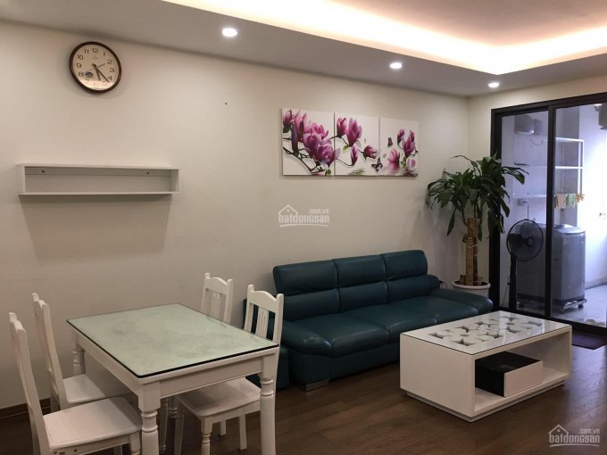 Chính chủ bán căn hộ 2 ngủ FLC Phạm Hùng,đã có nội thất và sổ-lh:0906231383