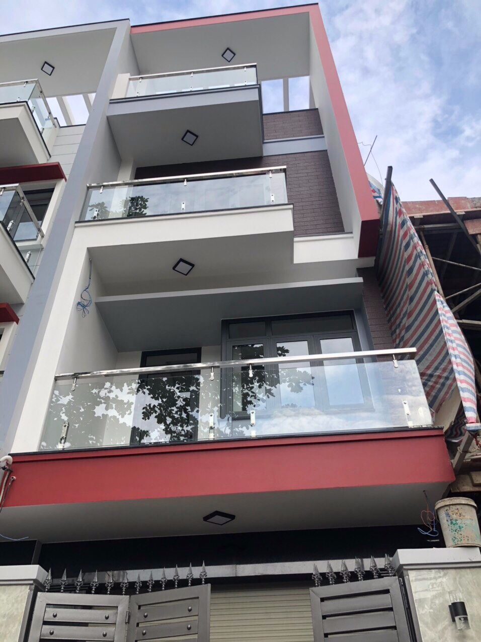 Chính chủ bán gấp nhà đường Lê Duy Nhuận, Khu Vip k300 Quận Tân Bình. Diện tích 6 x13