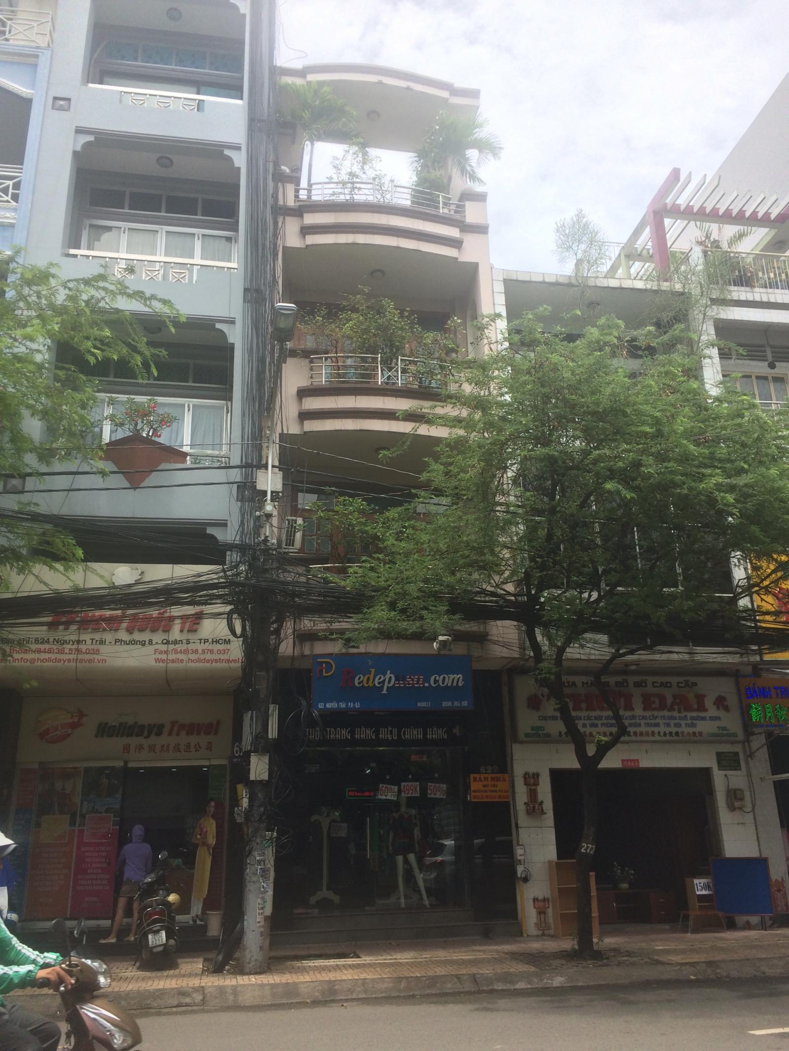 Bán nhà mặt tiền đường Lê Hồng Phong, Q.10, DT (4mx15m), nở hậu 4.5m, 3 lầu, giá chỉ 18.9 tỷ TL