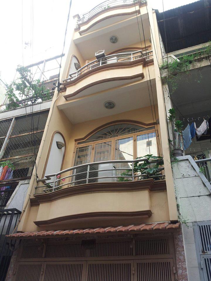 Bán nhà đường NTMK Q1 4 lầu có Thang Máy 7 căn hộ, HĐ thuê 100tr/th giá chỉ 27 tỷ