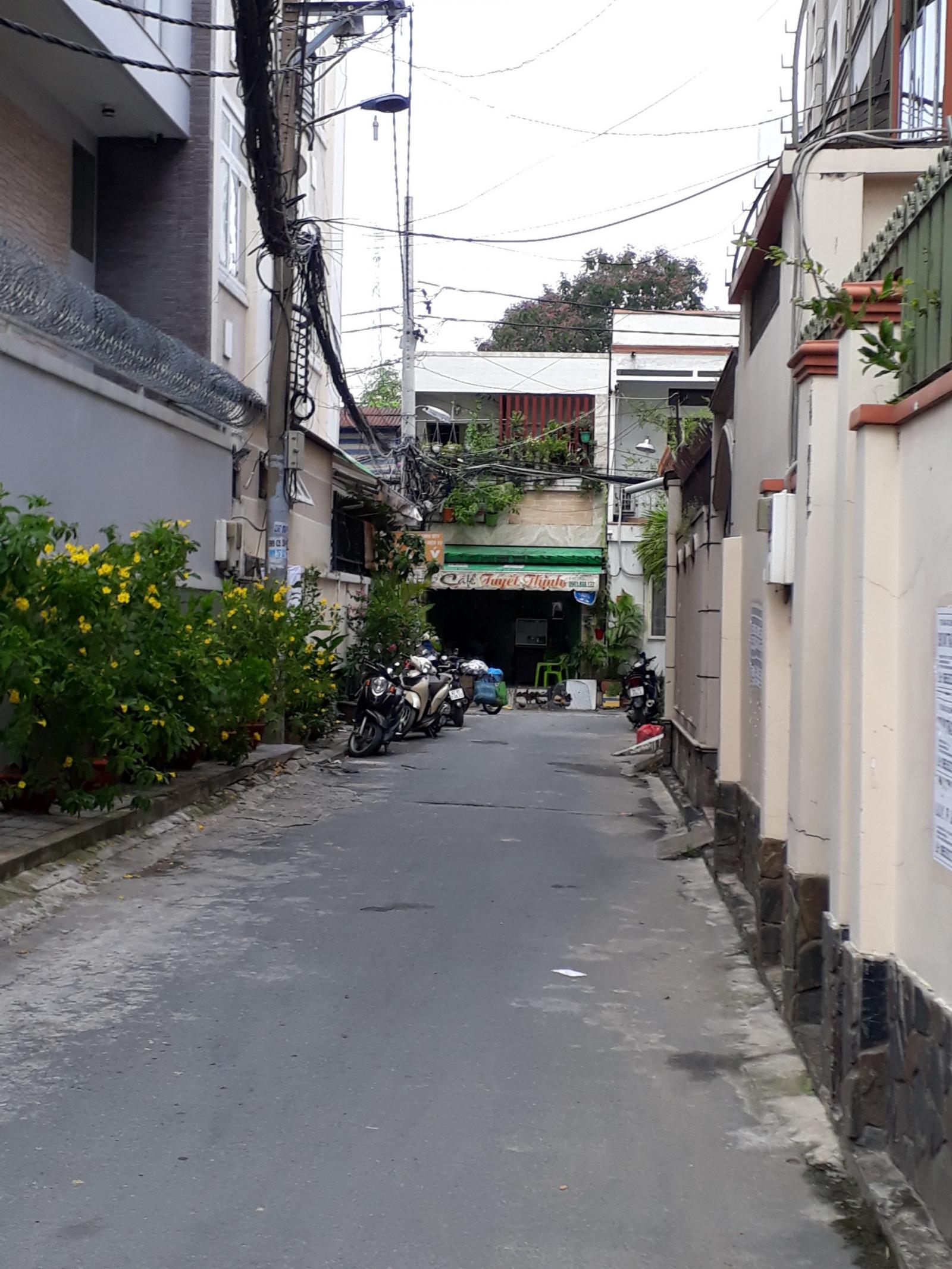 Bán nhà hẻm 6m đường Hòa Hảo, Q. 10, DT: 3.8x10m, 3 lầu, giá chỉ hơn 7 tỷ