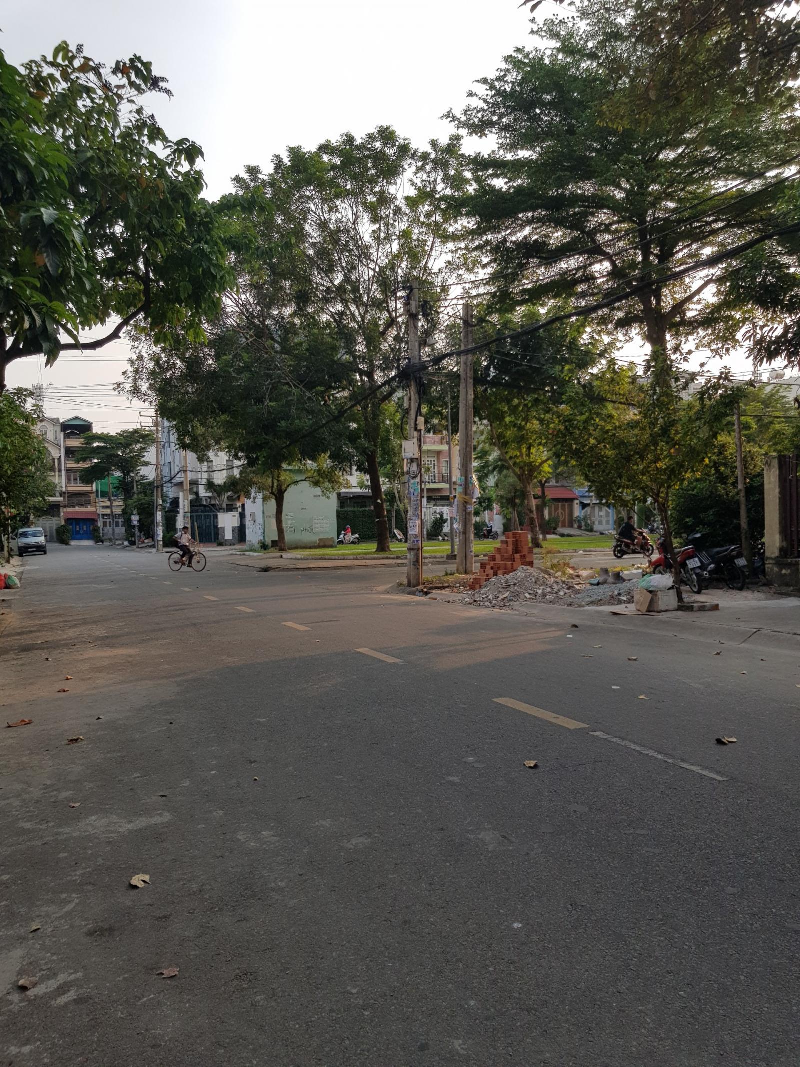 Chính chủ cần bán nhà mặt tiền đường Nguyễn Văn Luông Phường 10 Quận 6
