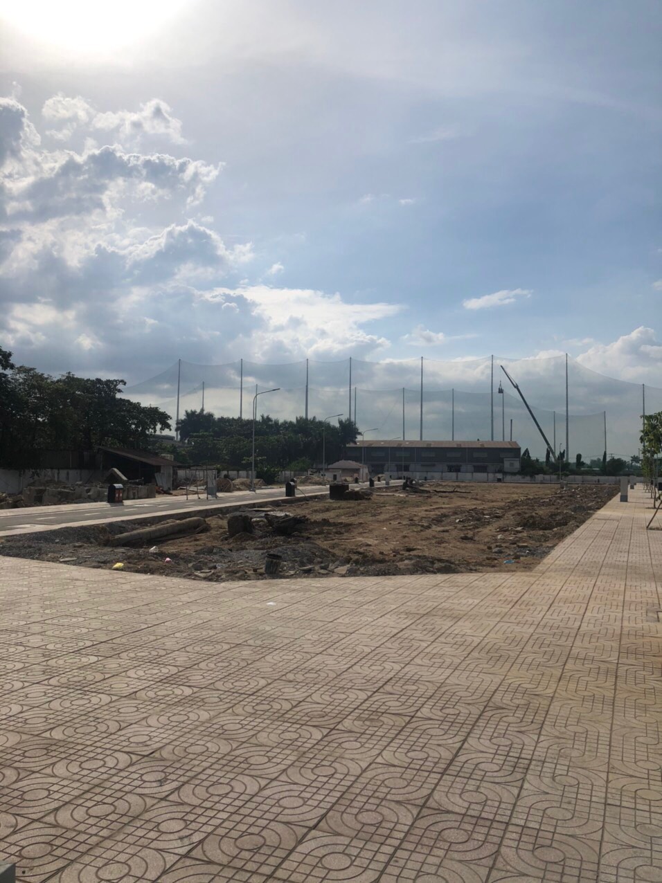 Hiện dự án PEARL GARDEN - Mặt tiền đường Nguyễn Cửu Phú đã hoàn thiện xong cơ sở hạ tầng.
