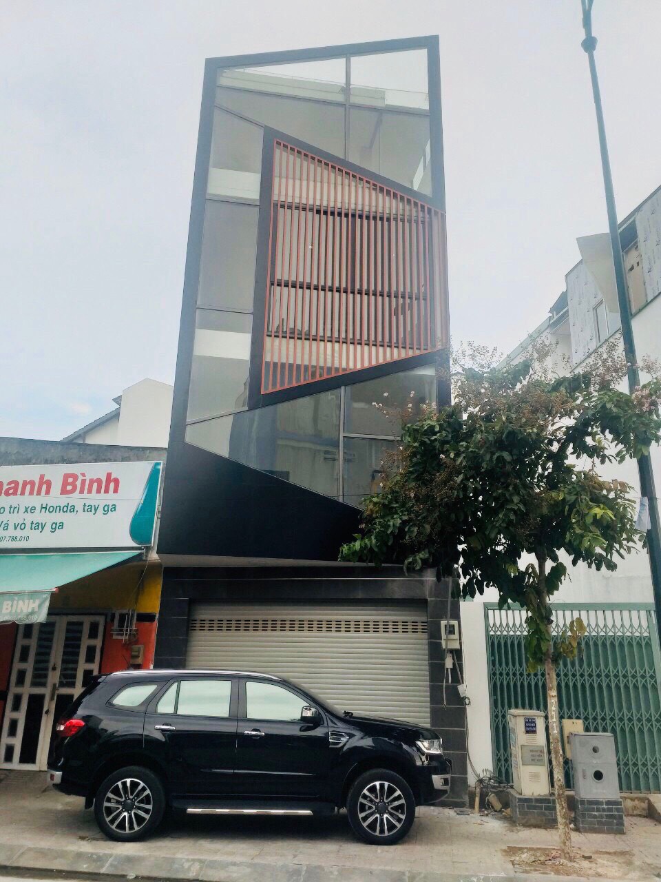 Đẳng cấp sân bay Bạch Đằng P2 Quận Tân Bình Dt: 5x10m, trệt 3 lầu, 14,5 Tỷ 0908525968