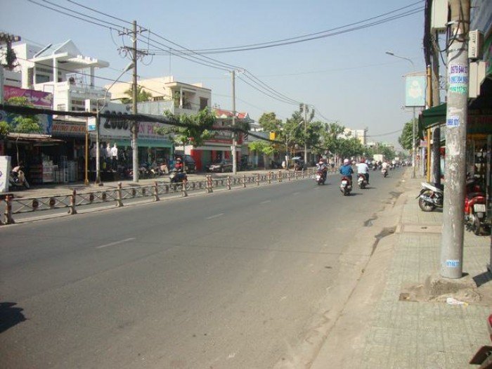 Bán nhà mặt tiền Nguyễn Oanh, P7, gần City Land, DT: 4x16m,3 lầu giá 10,5 tỷ