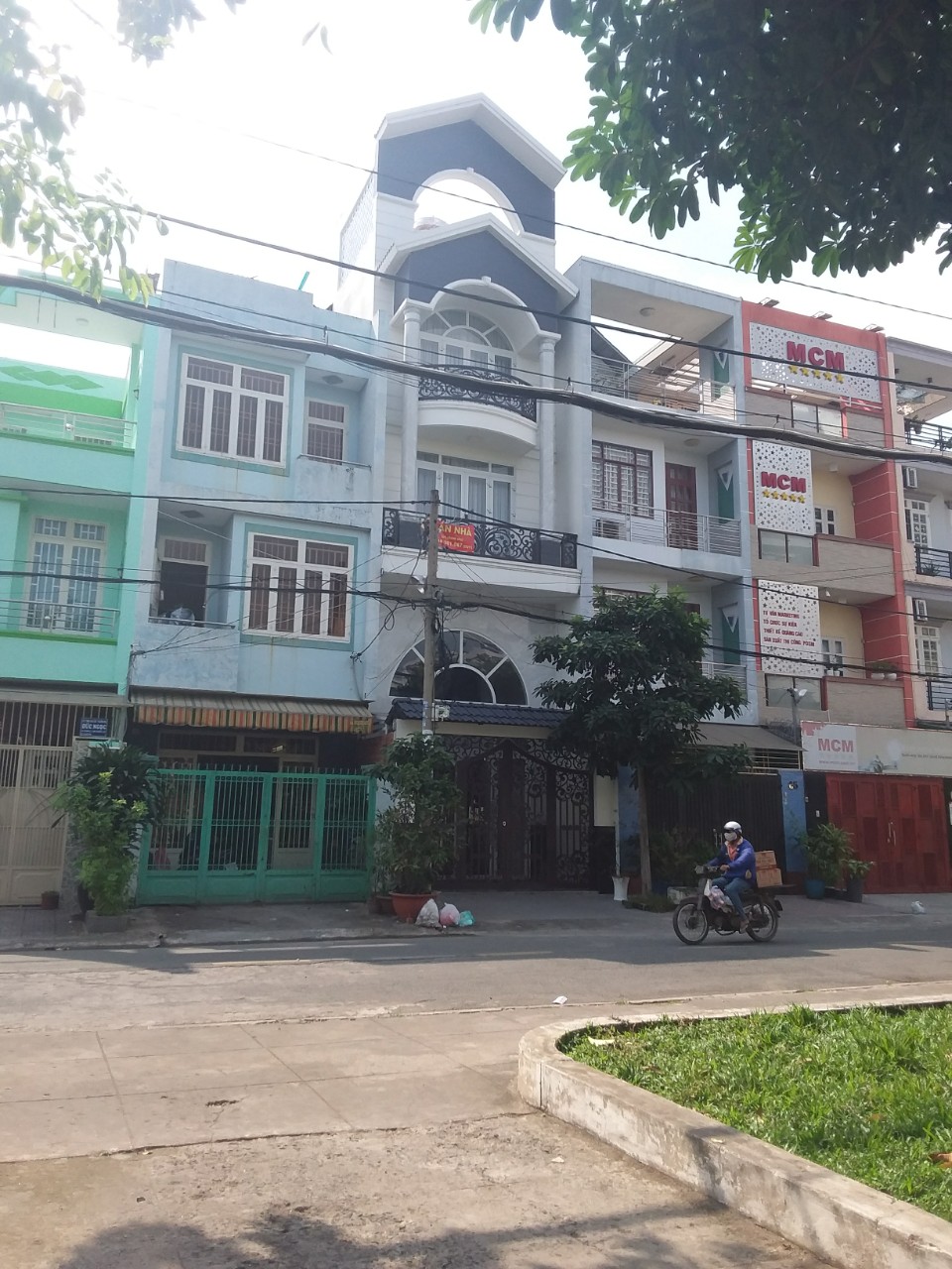 Bán nhà Mặt tiền gần đường 19, Bình Trị Đông B, Bình Tân; 4,5x20m; giá 12tỷ750
