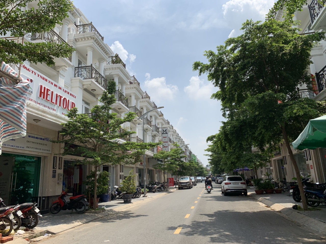 Mặt tiền Cityland Center hills, dt 5x20m, hoàn thiện full nội thất cao cấp, 4 tầng . lh 0911507839