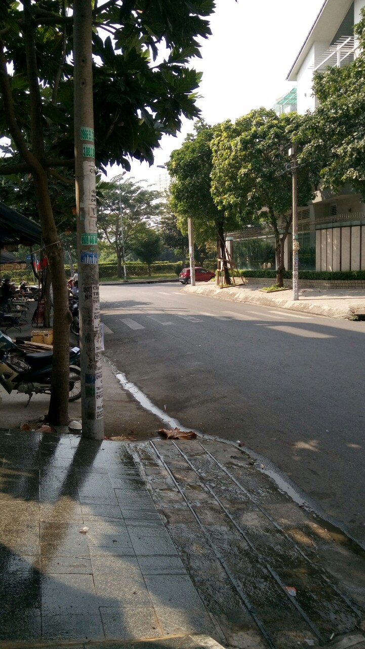 Hàng hot Cư Xá Phú Lâm D, Quận 6, DT: 5x11m (nở hậu 5.4m), nhà mới đẹp, chỉ 6.7 tỷ. LH: 0915190011