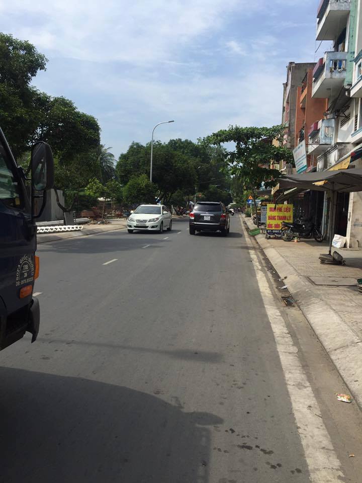 Bán nhà 2 mặt tiền trước sau, Quận 6, DT: 4x25m, giá 13 tỷ 5, LH:0915190011