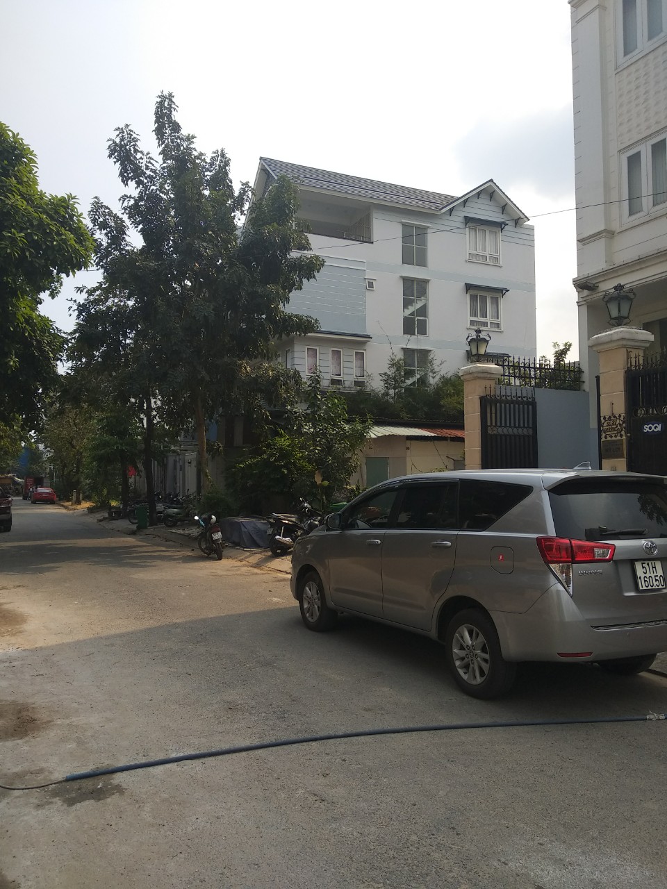 Bán gấp nhà 2 mặt tiền đường Thảo Điền - Nguyễn Duy Hiệu, Quận 2, DT 7.4x16m nhà 5 tầng giá 21 tỷ