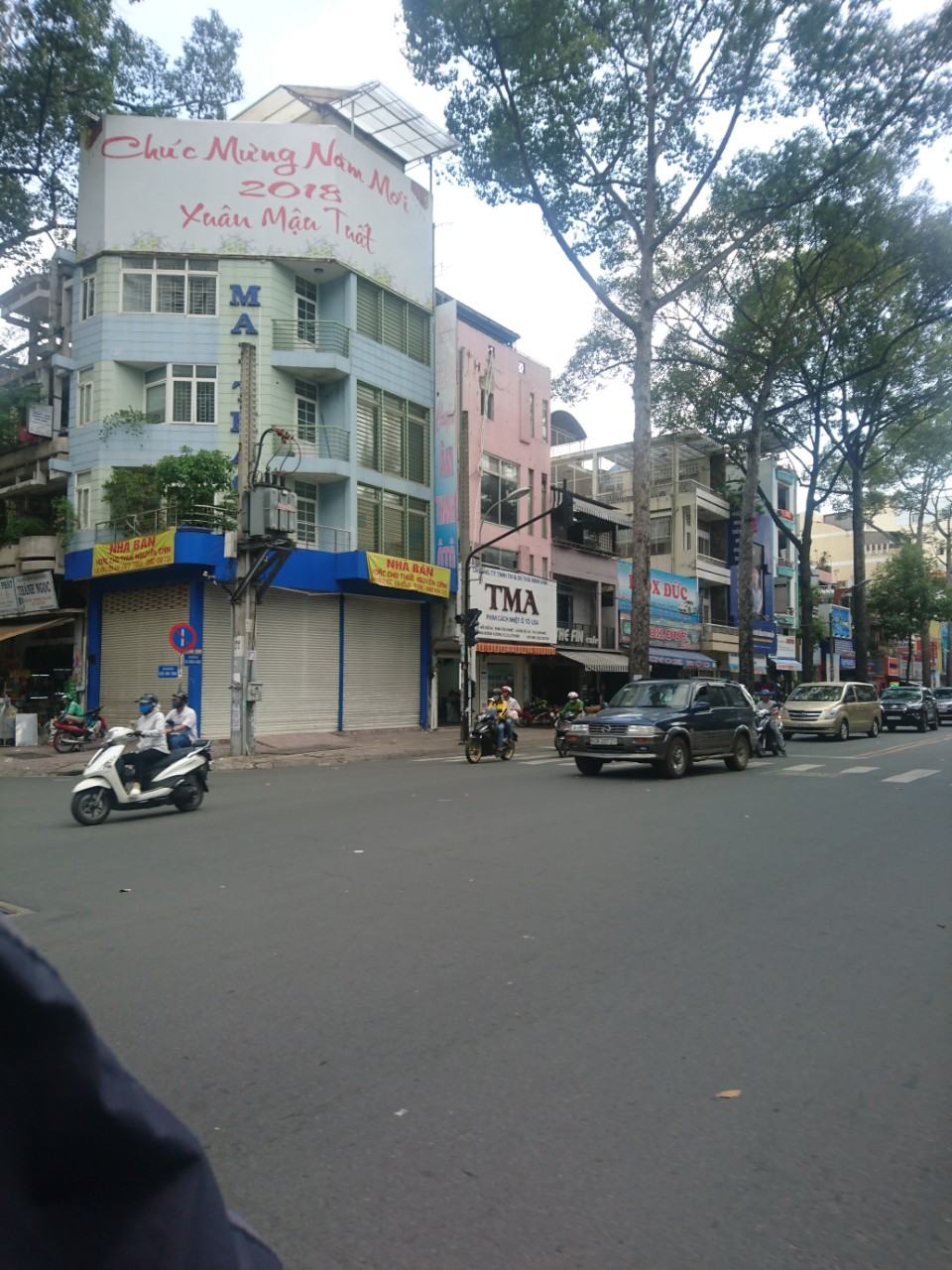 NHÀ MT ĐƯỜNG THỦ KHOA HUÂN, P. BẾN THÀNH, Q1, DT: 5X25M, KC: HẦM 10 LẦU. 35 PHÒNG, 150 TỶ TL