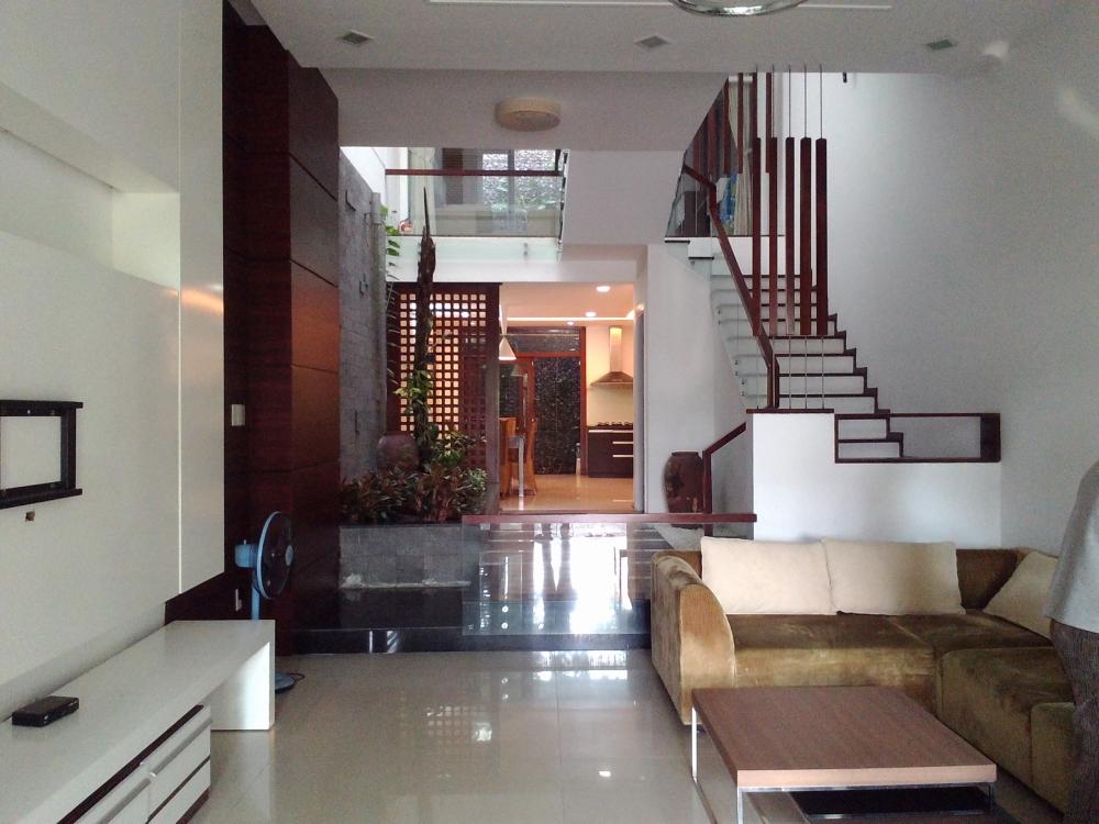 Cần bán gấp nhà Hẻm Lớn Bùi Thị Xuân, 4 tầng + HĐT 20tr Chỉ 6.8 Tỷ