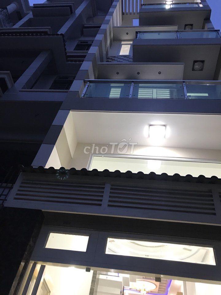 Bán nhà hẻm XH đường Thống Nhất, P11, DT: 60m2, nhà 3 tầng, giá: 6,7 tỷ,