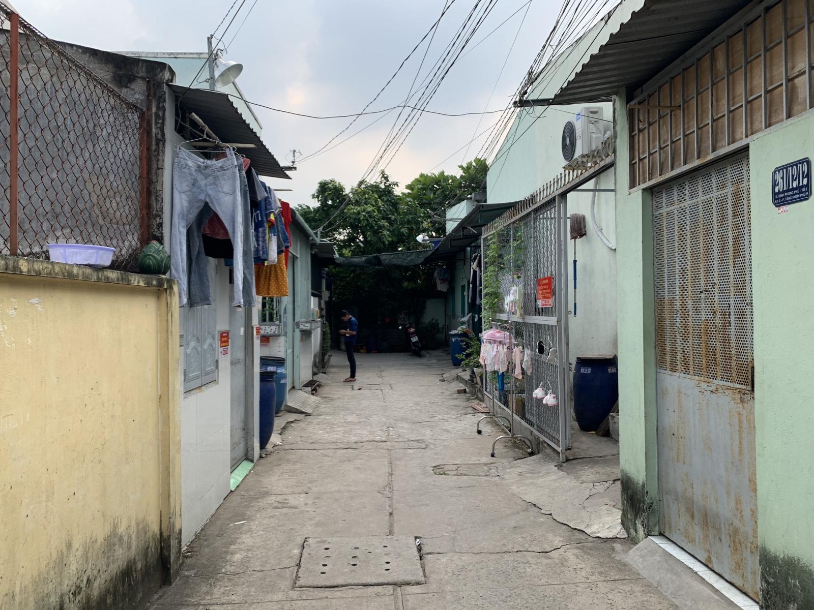 Bán nhà Đình Phong Phú, hẻm xe hơi, gần chợ Tăng Nhơn Phú B