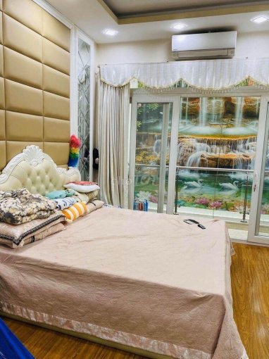 Biệt Thự Bà Hom cần bán gấp Q.6, DT: 7x8m, giá chỉ 5 tỷ, LH:0915190011