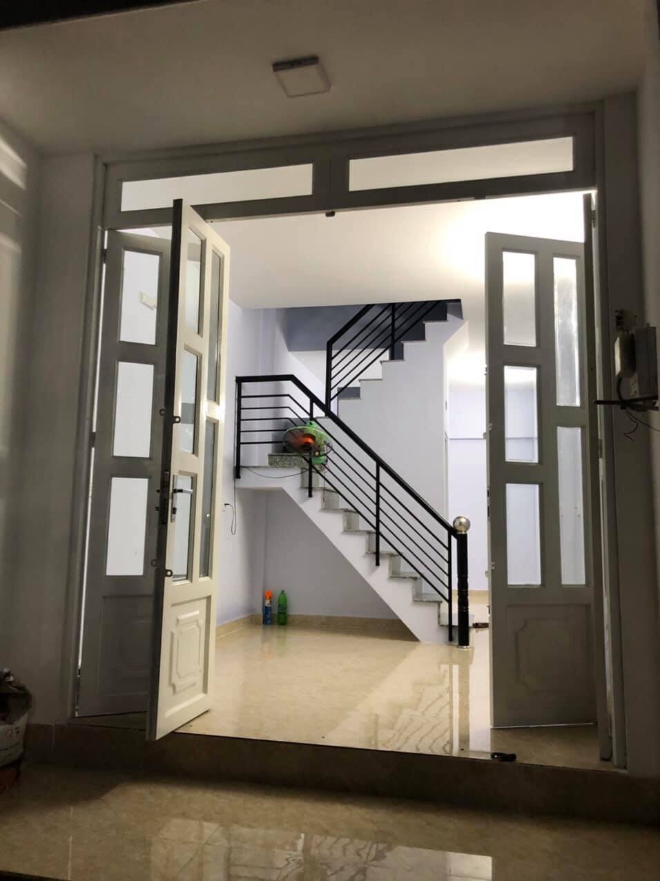 Hàng hot bán gấp nhà đường Trần Bình Trọng, q.5, DT sàn: 100m2 giá cực rẻ chỉ 4.9 tỷ