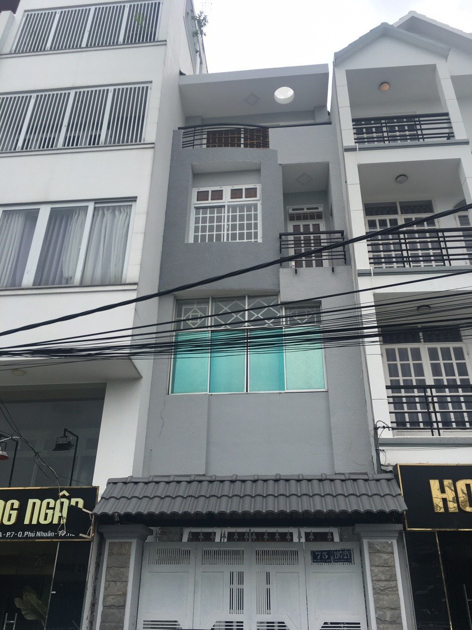 Xoay tiền làm ăn cần bán rẻ, nhanh căn nhà hẻm 4m Nguyễn Biểu Quận 5