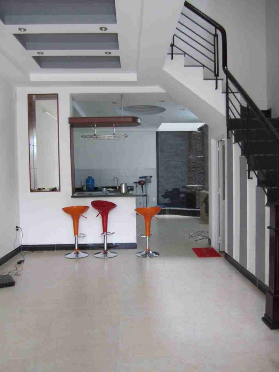 Một căn duy nhất! Mặt tiền Hùng Vương, Q.5, DT: 4.3*15m. Giá cực sốc chỉ 20 tỷ thương lượng