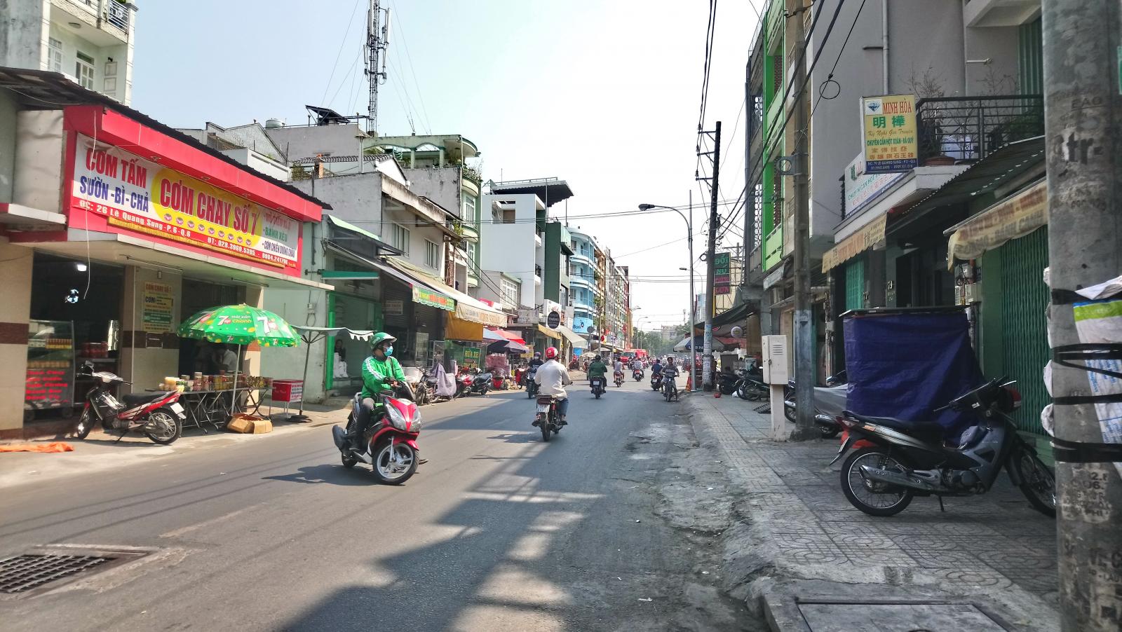 Bán nhà mặt tiền khu Chợ Lớn đường Lê Quang Sung, p.2, quận 6, Dt 3,15x10m
