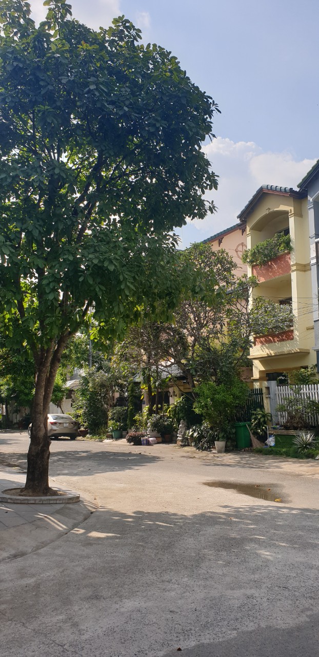 Bán Nhà phố Trong hẻm Quốc Hương Q2, 165 m2 (7.5m x 22m), 3 tầng, 21.5 Tỷ đồng
