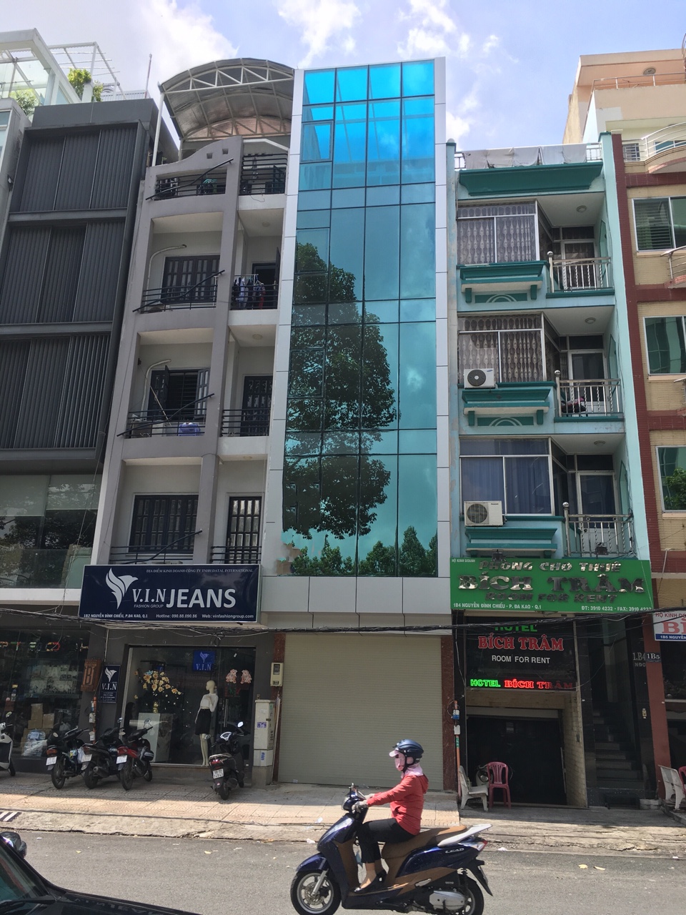 Cho thuê nhà 5 lầu mới mặt tiền Nguyễn Đình Chiểu P.Dakao Quận 1. DT 4x15m giá 95 triệu/tháng