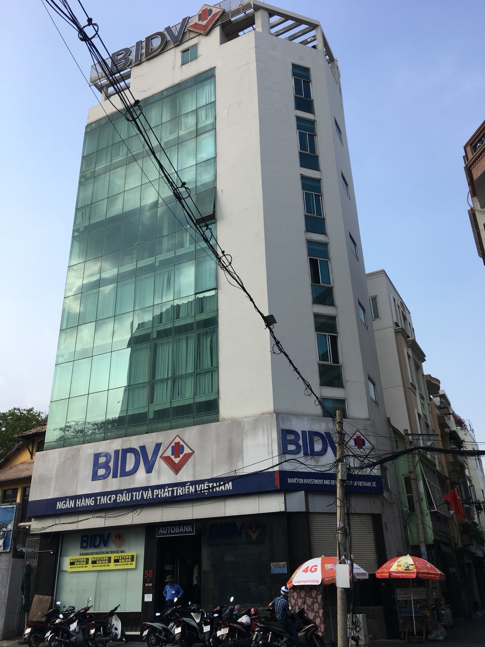 Bán tòa nhà building MT Nam Kỳ Khởi Nghĩa, q3, DT 9x33m, 2 hầm + 11 tầng, TN: 400tr/th, giá 75 tỷ