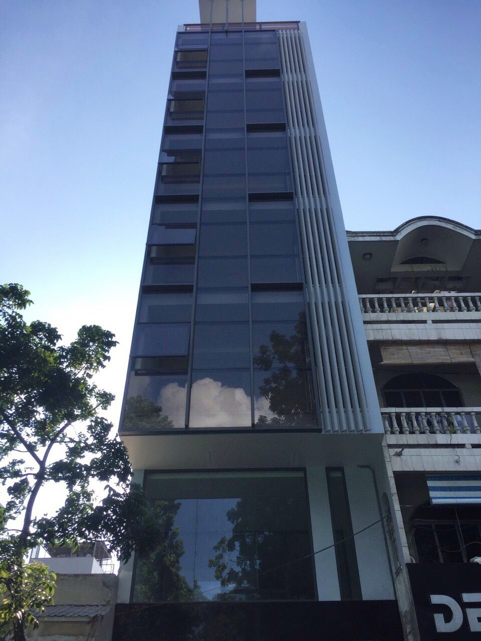 Bán nhà HXH7m 128 Vườn Chuối, quận 3 (6.3x18m), 5 lầu thang máy, giá 19 tỷ TL