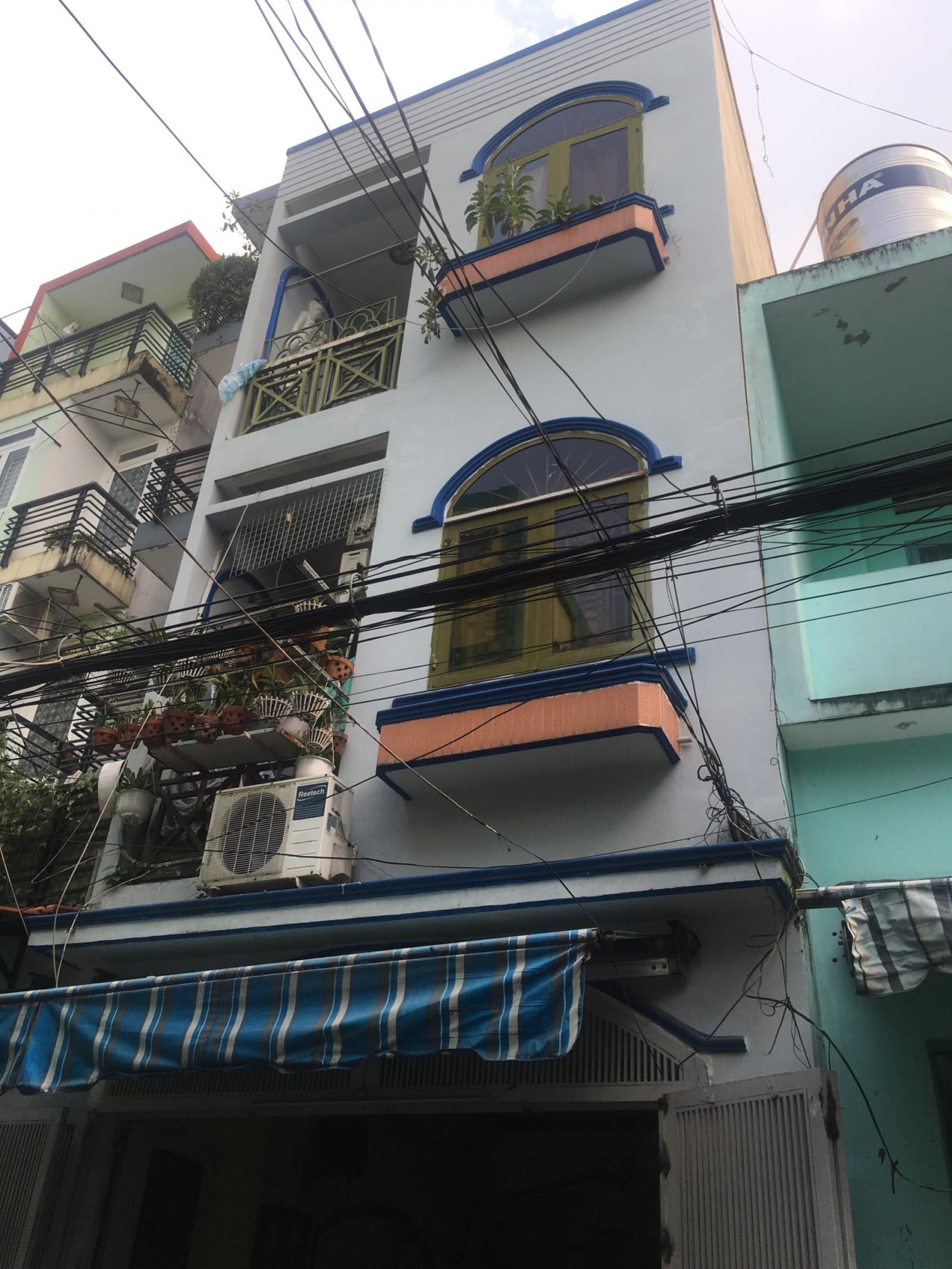 Cần tiền xoay vốn bán gấp nhà q.6, DT: 5x11 (nở hậu lên tới 5.4m), giá bán gấp chỉ 6.1 tỷ,